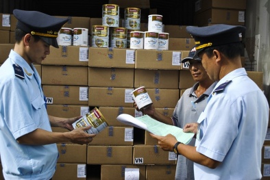 Một chiếc bánh có 12 nguyên liệu thì phải mất... 300 ngày cho việc cấp phép