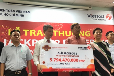 Xổ số Vietlott: Thêm một người trúng Jackpot công khai danh tính, hình ảnh nhận giải
