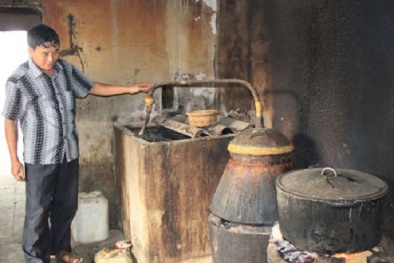 Cuối năm nay, hộ gia đình không được sản xuất rượu thủ công?