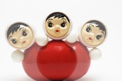 Giải mã tại sao con lật đật không bao giờ bị đổ