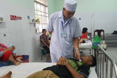 Tỉnh Hậu Giang công bố nguyên nhân 500 học sinh Hậu Giang ngộ độc sữa