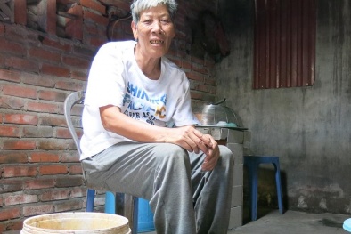 'Đốt nạng' sau 6 năm tưởng vĩnh viễn tàn phế
