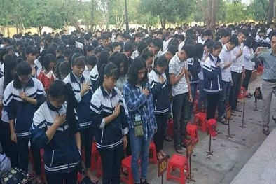Diễn giả nói điều này khiến cả thầy và trò khóc hết nước mắt