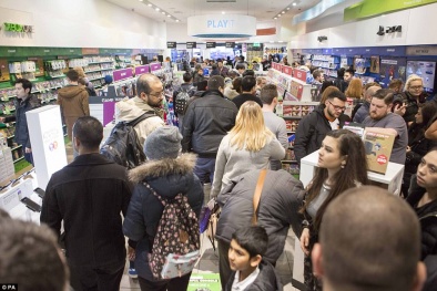 'Cuồng' Black Friday: Chi hàng nghìn tỷ đồng cho 4 ngày mua sắm