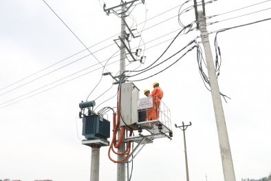 Tổng công ty Điện lực miền Bắc đảm bảo cấp điện an toàn trong màu mưa lũ