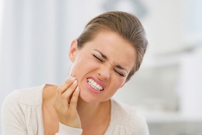 Vi khuẩn miệng gây bệnh nướu làm tăng nguy cơ ung thư thực quản