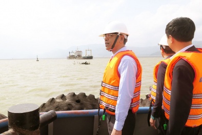 Quy Nhơn: Triển khai trục vớt các tàu hàng bị chìm vào ngày 10/12