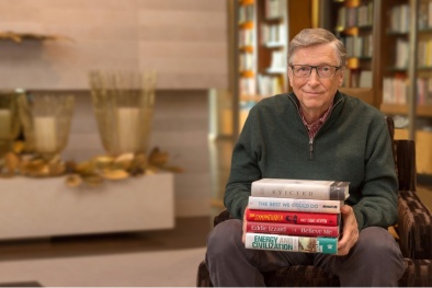 Bill Gates lựa chọn 2 cuốn sách của tác giả Việt Nam vào top 5 cuốn sách yêu thích 2017