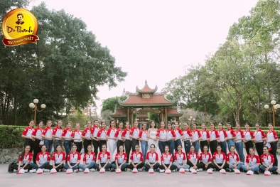 Thí sinh Hoa khôi sinh viên tươi tắn rạng ngời chuẩn bị cho đêm chung kết