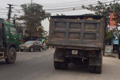 Băng qua đường, một học sinh lớp 2 ở Quảng Ninh bị xe tải đâm tử vong