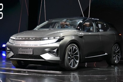 SUV điện Trung Quốc có màn hình giải trí riêng cho ghế sau mới ra mắt có gì đặc biệt?