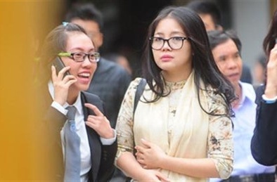 Vợ bầu Kiên thưởng nóng nửa tỷ cho đội tuyển U23 Việt Nam