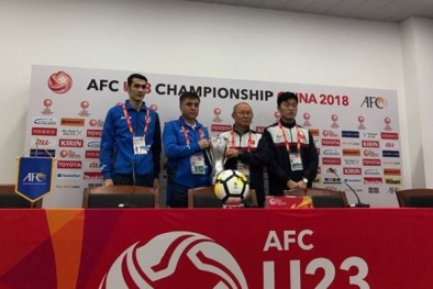 HLV Park Hang-seo điểm mặt 4 cầu thủ “đáng sợ” của U23 Uzbekistan