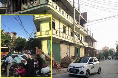 Thanh sắt rơi trúng nóc ô tô làm chết người: Chủ nhà phải chịu trách nhiệm hình sự?