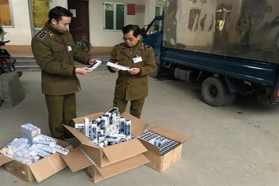 Phát hiện hàng ngàn lọ dầu xoa bóp nhập lậu tại Lạng Sơn