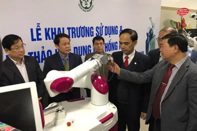Bệnh nhân được điều trị hiệu quả và chi phí thấp nhờ công nghệ robot
