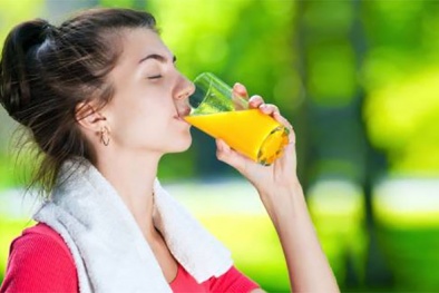 Uống nước trái cây vào buổi sáng gây hại cho lợi khuẩn trong ruột