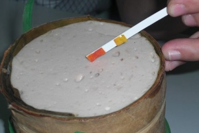 Cảnh giác trước giò chả bẩn, chứa hàn the dịp Tết