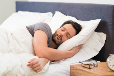 Thức khuya dậy muộn thói quen gây tác hại khôn lường