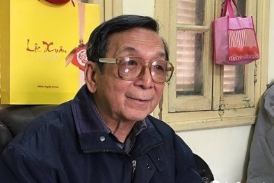 Chuyên gia lý giải về việc đốt vàng mã, dắt tiền vào tay thần linh