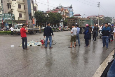 Hải Dương: Va chạm với xe tải chở đất, người phụ nữ đi xe đạp chết thảm