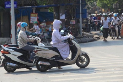 'Giật mình thon thót' trước những tác hại của áo chống nắng