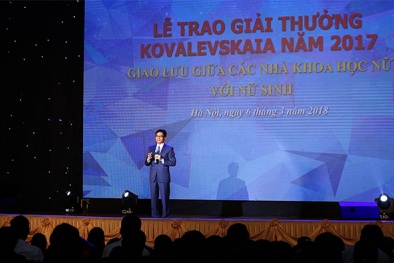 PTT Vũ Đức Đam chia sẻ 'hành trang' để theo đuổi đam mê khoa học