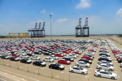 Hưởng thuế ưu đãi 0%, ô tô nhập khẩu ồ ạt vào Việt Nam