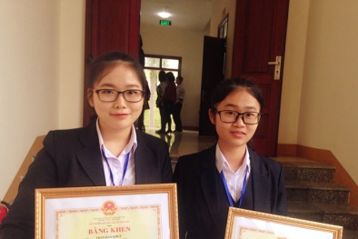 Hai nữ sinh tổng hợp được 14 dẫn chất ức chế tế bào ung thư mới