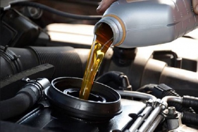Nếu không muốn động cơ ô tô xuống cấp, hãy thay dầu nhớt đúng cách