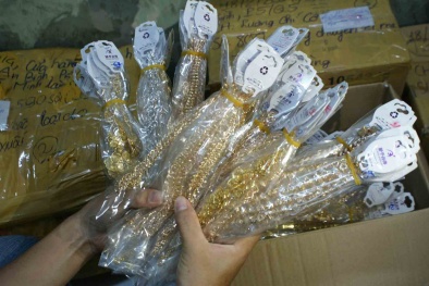 Trang sức giá rẻ và tác hại ít ai ngờ