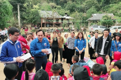 Đoàn thanh niên TC TCĐLCL chia sẻ yêu thương - kết nối tuổi trẻ
