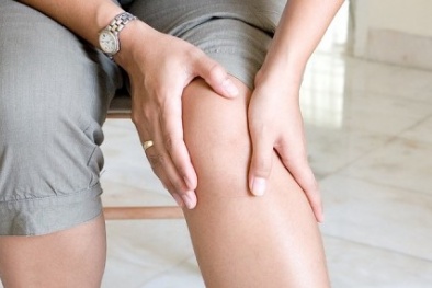 Nghiên cứu mới: Đau khớp gối mãn tính có thể dẫn đến trầm cảm