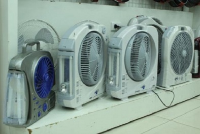 Cách chọn mua và sử dụng quạt tích điện người dùng nào cũng cần phải biết
