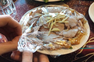 Màng bọc thực phẩm: 'Điểm mặt' những chất thôi nhiễm nguy hiểm