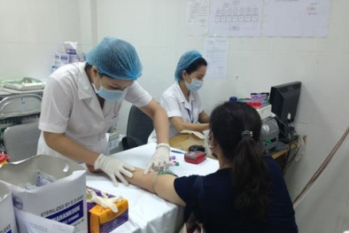 Xăm môi, xăm mày phương pháp làm đẹp có nguy cơ nhiễm virut viêm gan