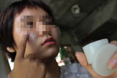 Nhiều chị em ‘sập bẫy’ với mỹ phẩm thiên nhiên rởm trên mạng xã hội