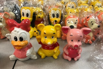 Thu giữ hơn 200 kg ma túy đá giấu trong các bức tượng sáp hình nhân vật Disney