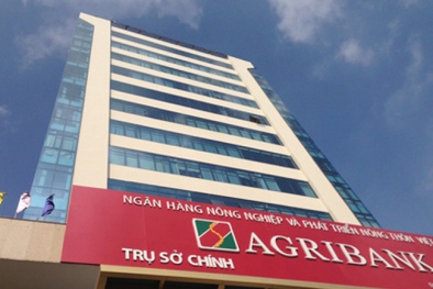 Sau Vietcombank, Eximbank đến lượt ngân hàng Agribank tăng phí dịch vụ