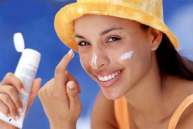 Điểm danh những tác dụng phụ nguy hiểm của kem chống nắng