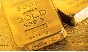 Giá vàng hôm nay 15/5: Vàng tiếp tục về đáy khi đồng USD mạnh, áp lực bán tăng