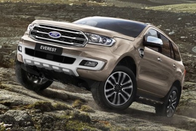 Ford Everest 2019 đẹp 'long lanh' lộ diện với động cơ siêu ‘khủng’ 2.0 biturbo, tự động 10 cấp