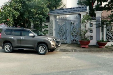 Hai người trúng xổ số Vietlott gần 100 tỷ đồng: Xây loạt nhà mới, tậu ô tô sang tiền tỷ