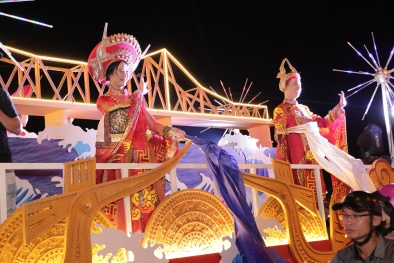 Vui quên trời đất với Carnaval đường phố DIFF 2018