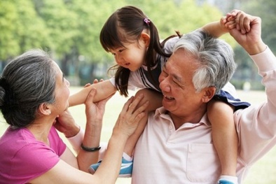 Điều chỉnh tuổi nghỉ hưu, sửa đổi quy định về mức đóng BHXH