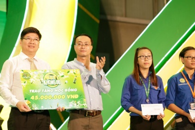 Tân Hiệp Phát tặng 30 suất học bổng cho sinh viên Đại học Nông Lâm