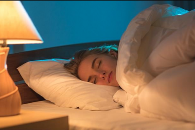 Ngủ với ánh sáng đèn ban đêm, bạn có nguy cơ mắc bệnh tiểu đường loại 2