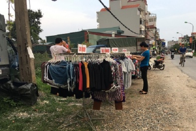 Quần áo bán vỉa hè: Ham 'Giá rẻ như cho' rồi 'rước họa' vào thân