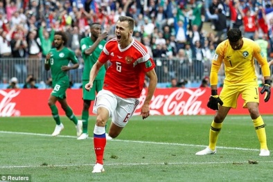 Tranh thủ 'khuân' hàng giảm giá dịp World cup 2018