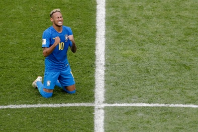 Brazil 2-0 Costa Rica: Vũ công Samba đại thắng, Neymar khóc như mưa